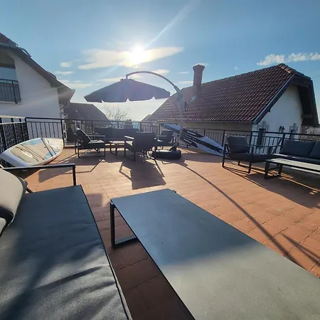 Nova 3* ヘーヴィーズ